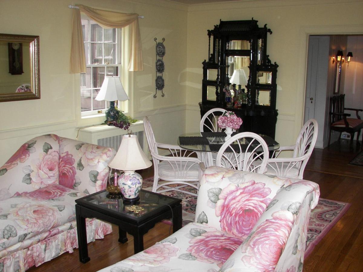 Longacre Of Appomattox Bed & Breakfast Exterior photo
